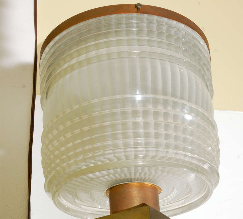 Verre Paire d'appliques d'angle Jean Perzel en vente