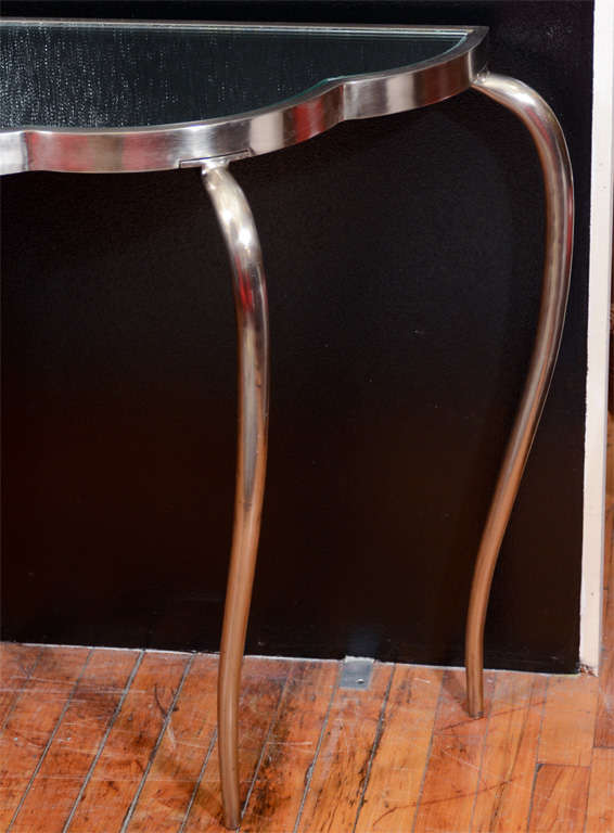 Vintage Scalloped Console Table with Mirrored Top by Stark 1