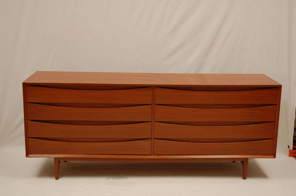Arne Vodder double dresser designed in 1959 and produced by Sibast Mobler