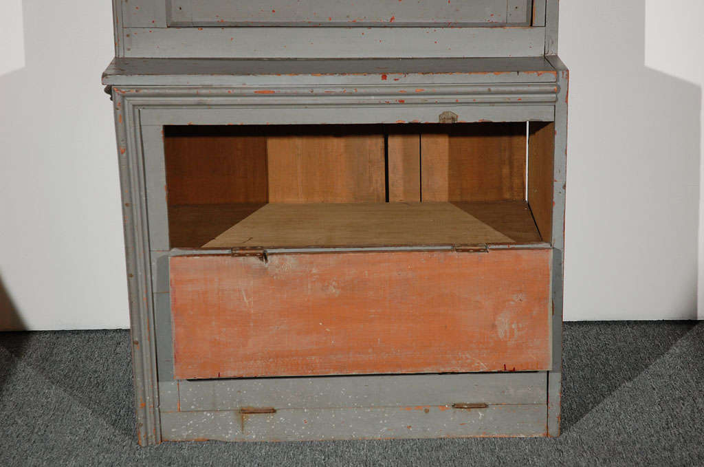 19THC RARE ORIGINAL GREY PAINTED STORE DISPLAY CABINET FROM PA. 3