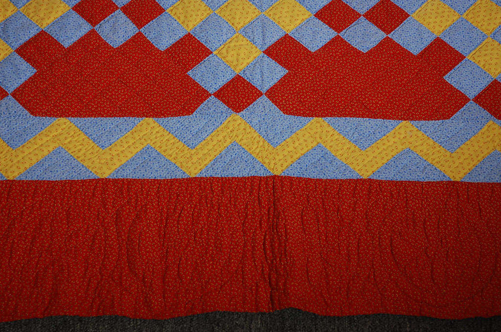 Cotton Fantastic 19th Century Irish Chain Quilt with Zig Zag Border