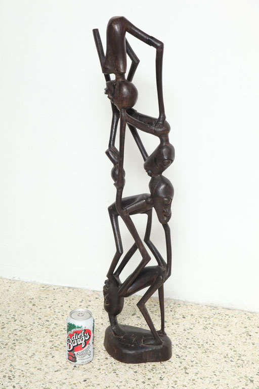 Afrikanische Skulptur aus Holz im Angebot 4