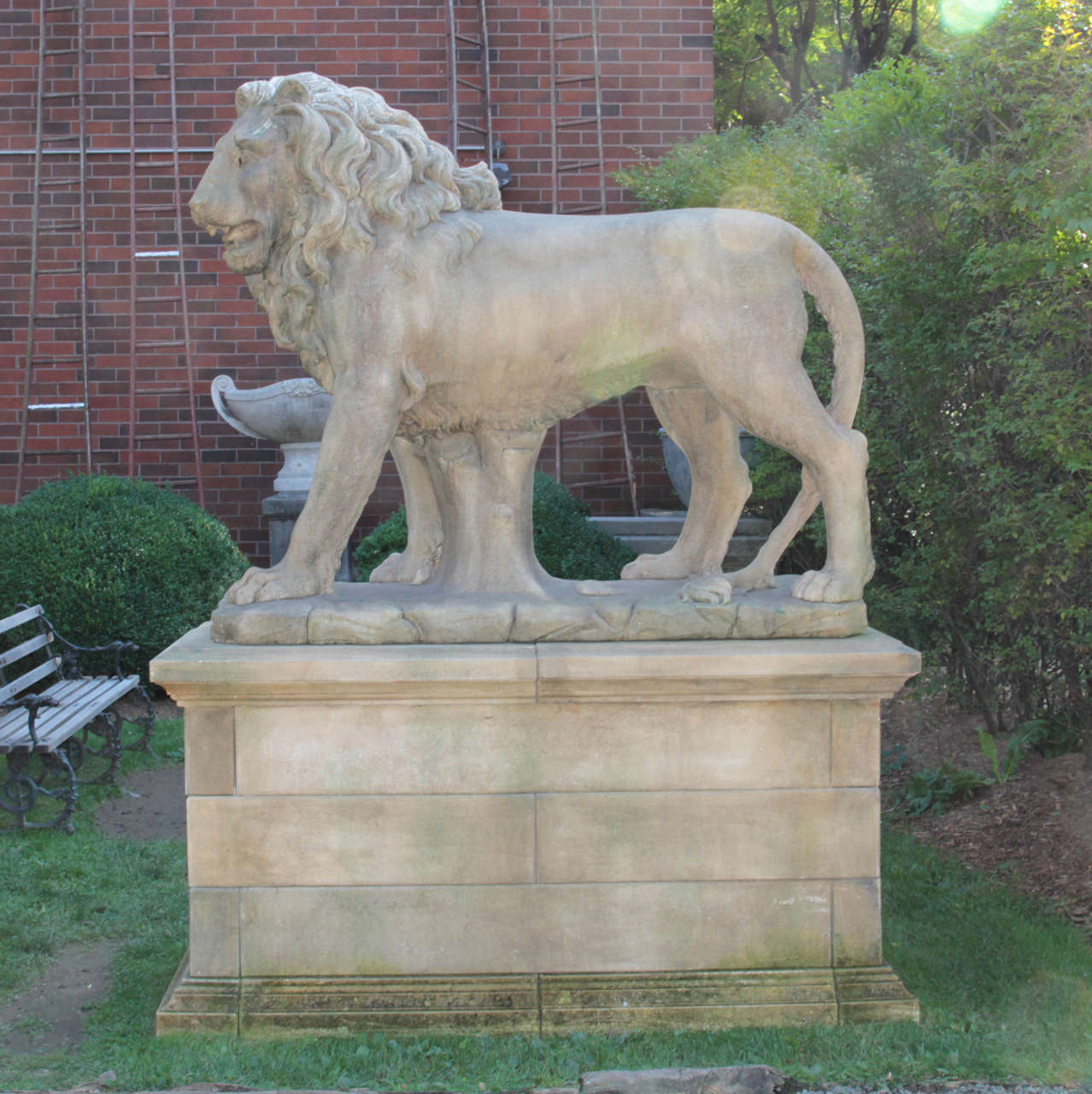 Massive Standing Entry Lions on Pedestals in Hand-Carved Limestone For Sale 1