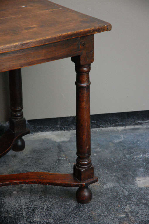 18th Century and Earlier William and Mary Period Cross-stretchered Oak Table