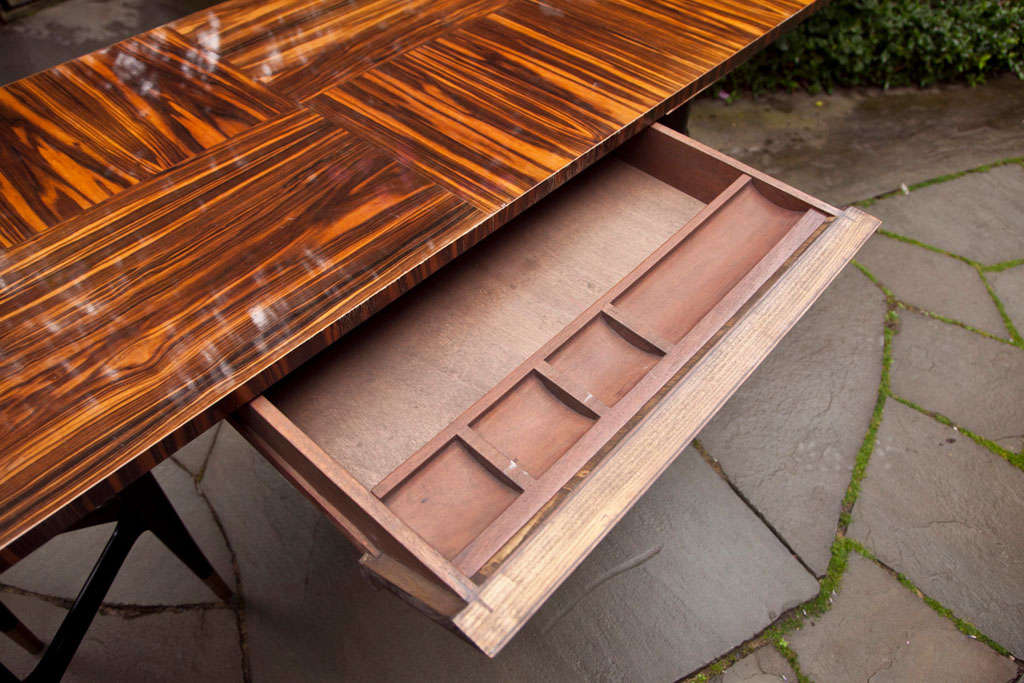 Italian Mid-Century Macassar Ebony Writing Desk in the Manner of Gio Ponti