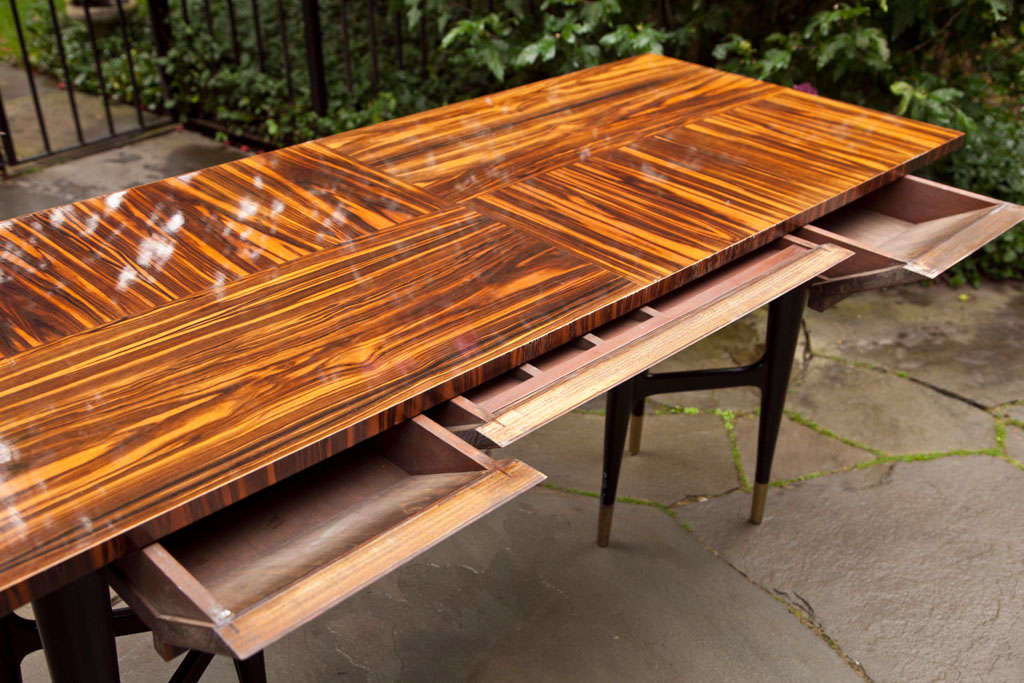 Mid-20th Century Mid-Century Macassar Ebony Writing Desk in the Manner of Gio Ponti