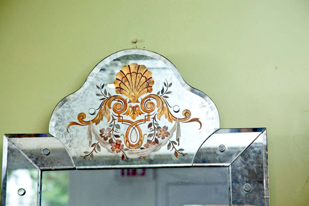 Venetian Style Mirror In Good Condition For Sale In Mt. Kisco, NY