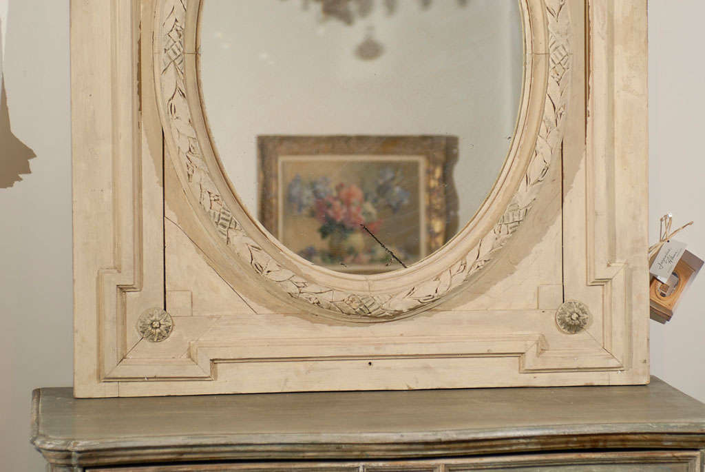French, 1870s Louis XVI Style Painted Trumeau with Oval Garland Carved Mirror In Good Condition In Atlanta, GA
