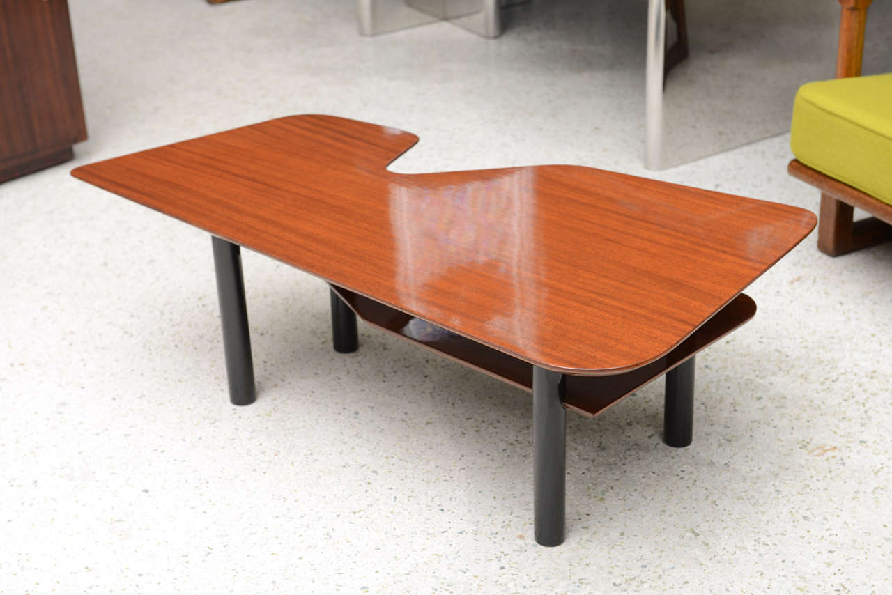 Italian Modern Mahogany and Ebonised Low Table, Style of Ponti For Sale 3