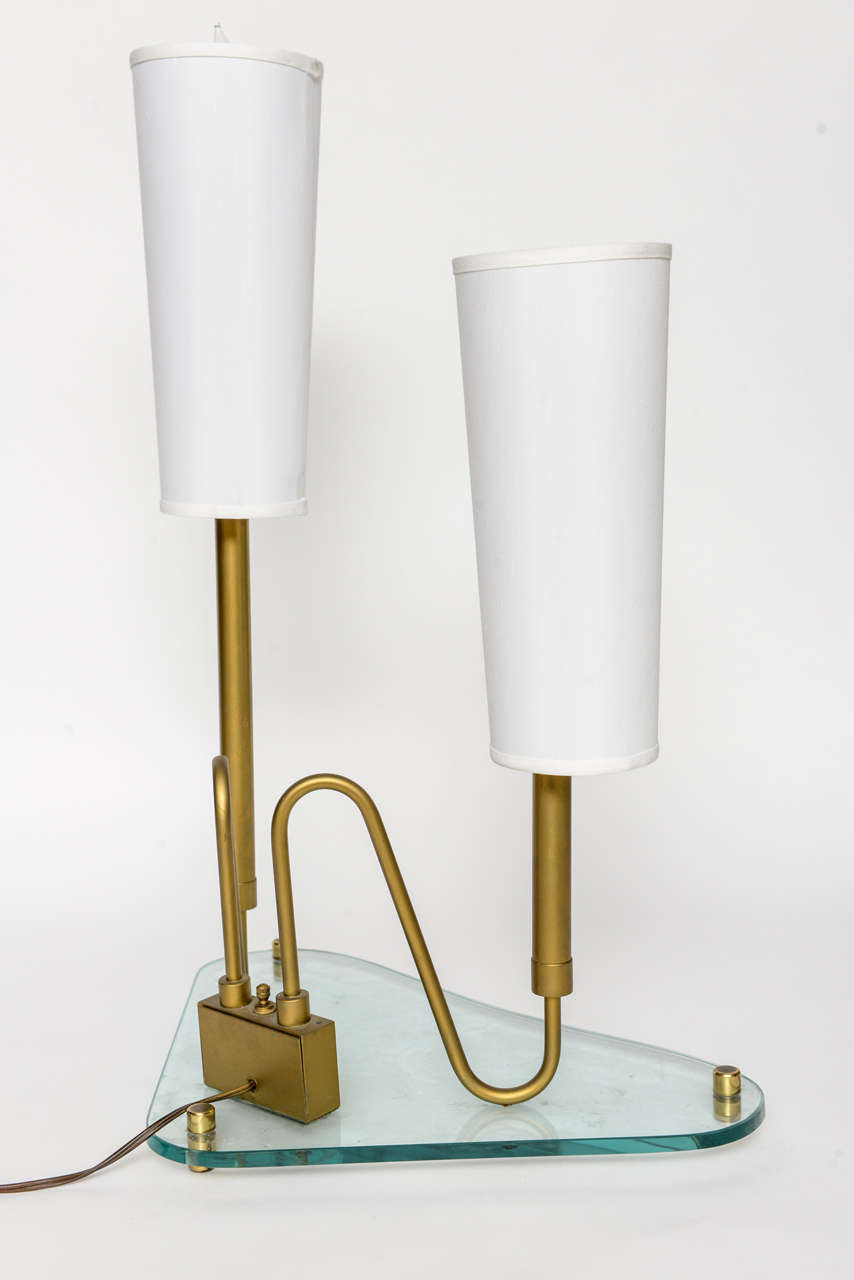 Mid-20th Century Italian Modern Brass and Glass Table Lamp in the Style of Fontana Arte
