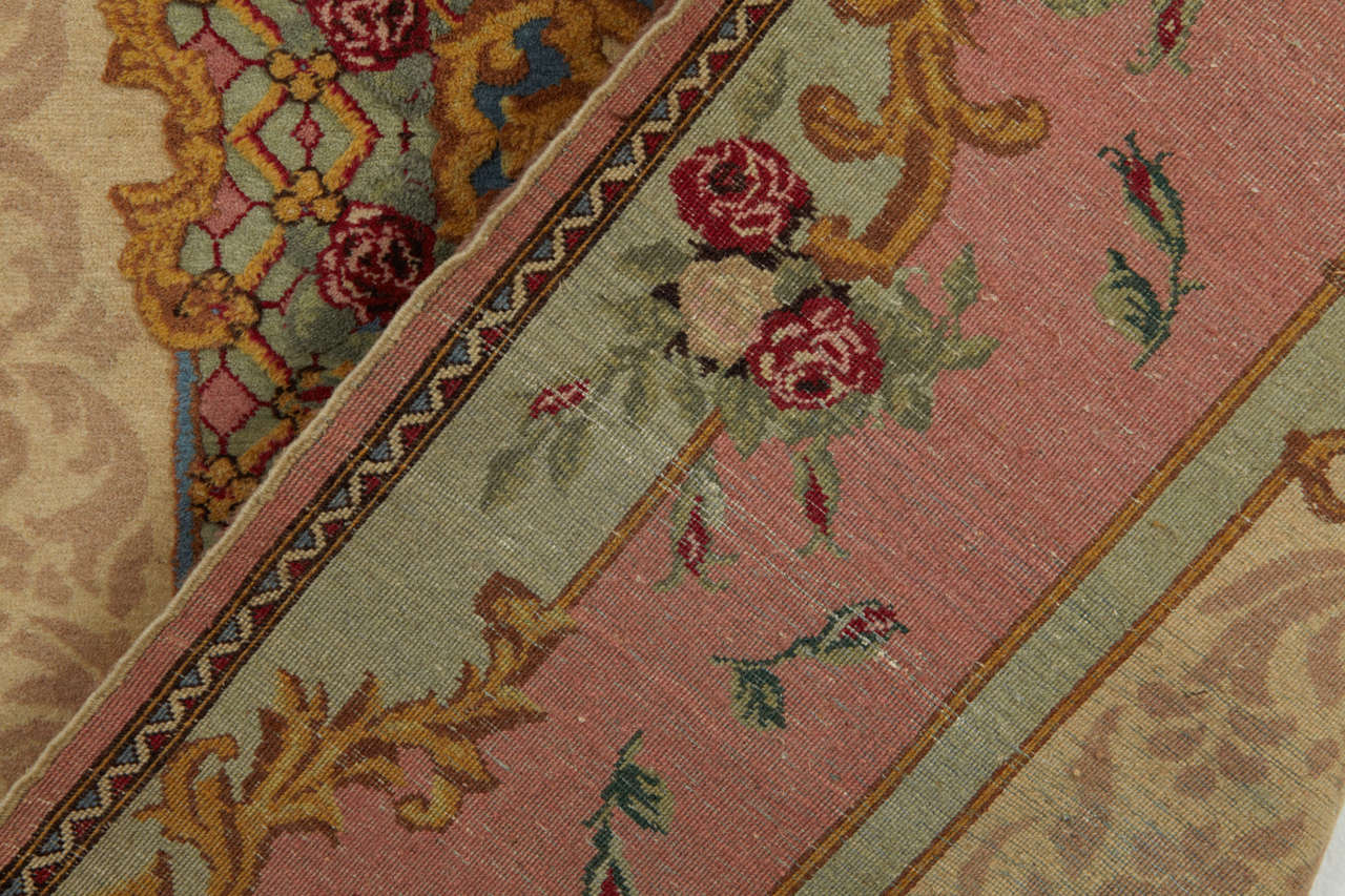 20ième siècle Magnifique tapis vintage en laine signé Hereke, années 1930 en vente