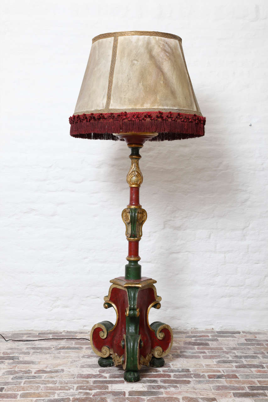 Lampe italienne 1900 à candélabre avec abat-jour en parchemin