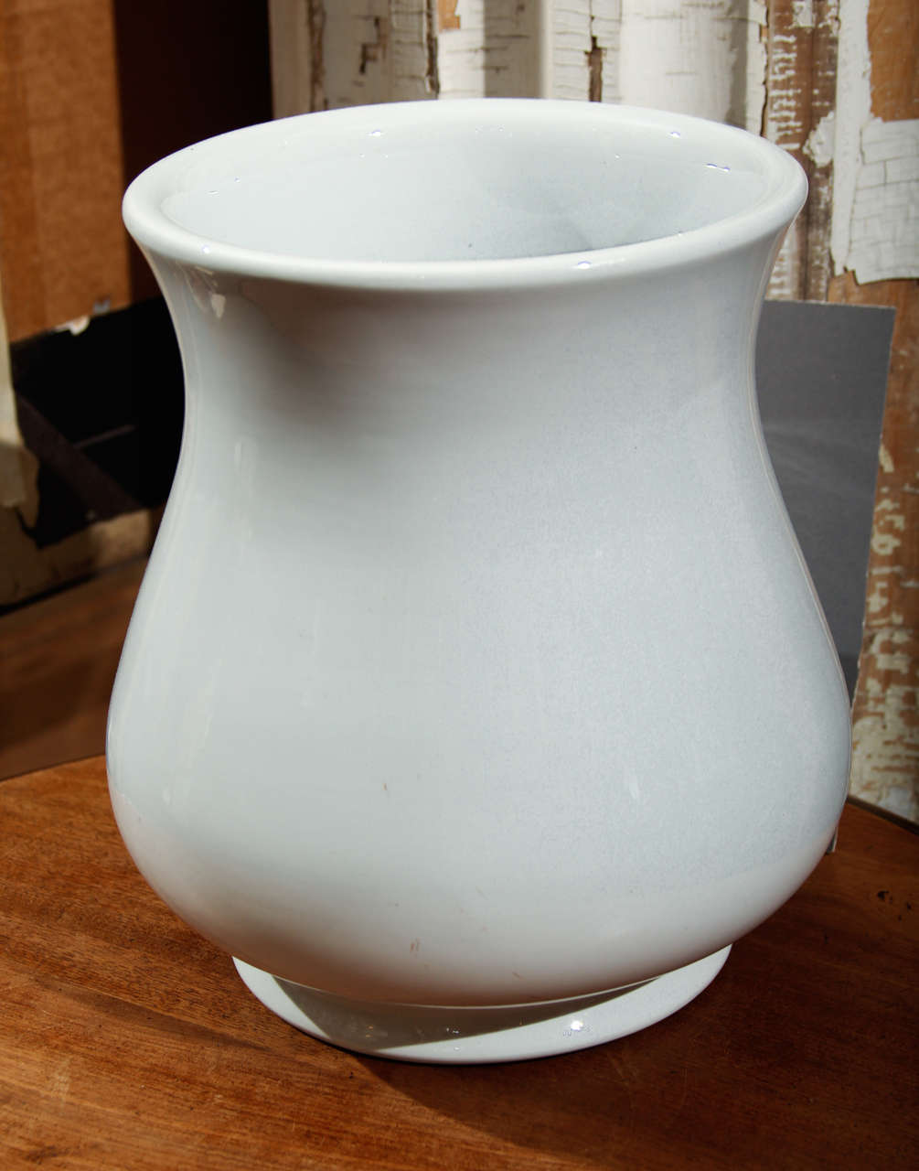 Very simple, elegant English ironstone waste bucket that is a beautiful vase or great holder for kitchen utensils.