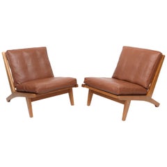 Pair of Hans Wegner GE-375 Lounge Chairs