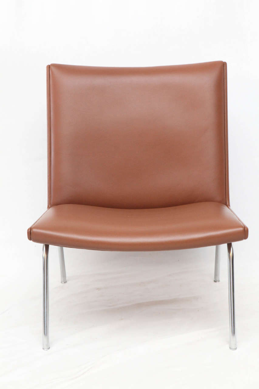 Scandinavian Modern Hans Wegner AP 39 Lounge Chairs