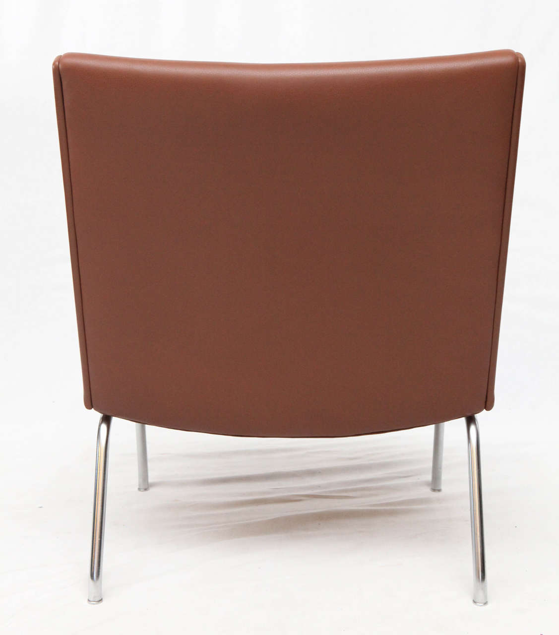 Hans Wegner AP 39 Lounge Chairs 1