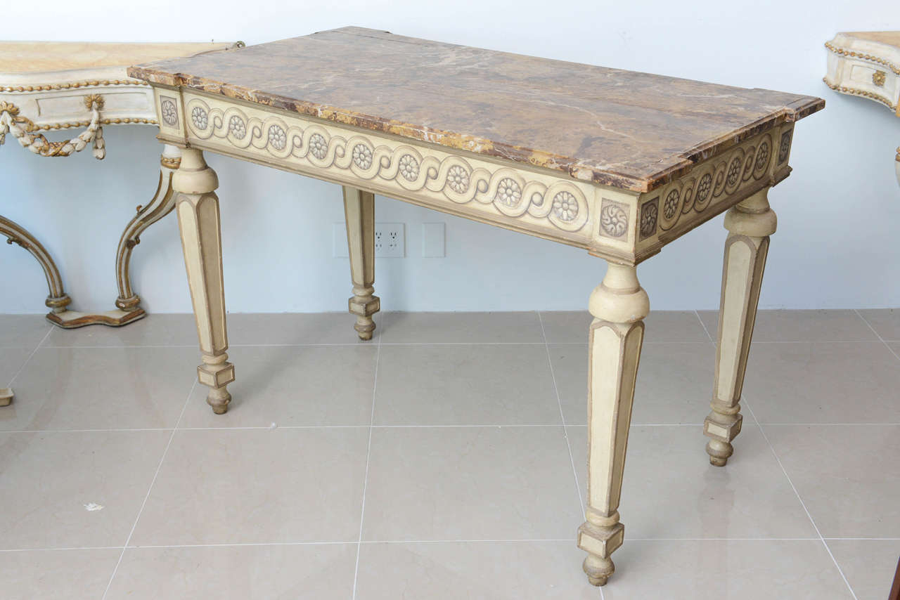 Wood Italian Neoclassic Painted & Parcel-Gilt Console/Centre Table, Late 18th Century For Sale