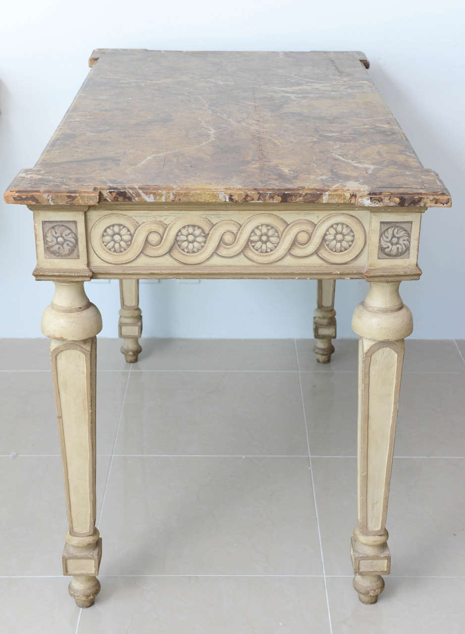 Italian Neoclassic Painted & Parcel-Gilt Console/Centre Table, Late 18th Century For Sale 2