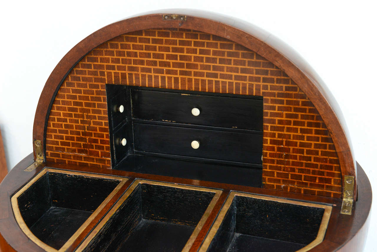 Fine Biedermeier Mahogany, Ebonized and Parcel-Gilt Globe Form Work Desk In Excellent Condition For Sale In Hollywood, FL