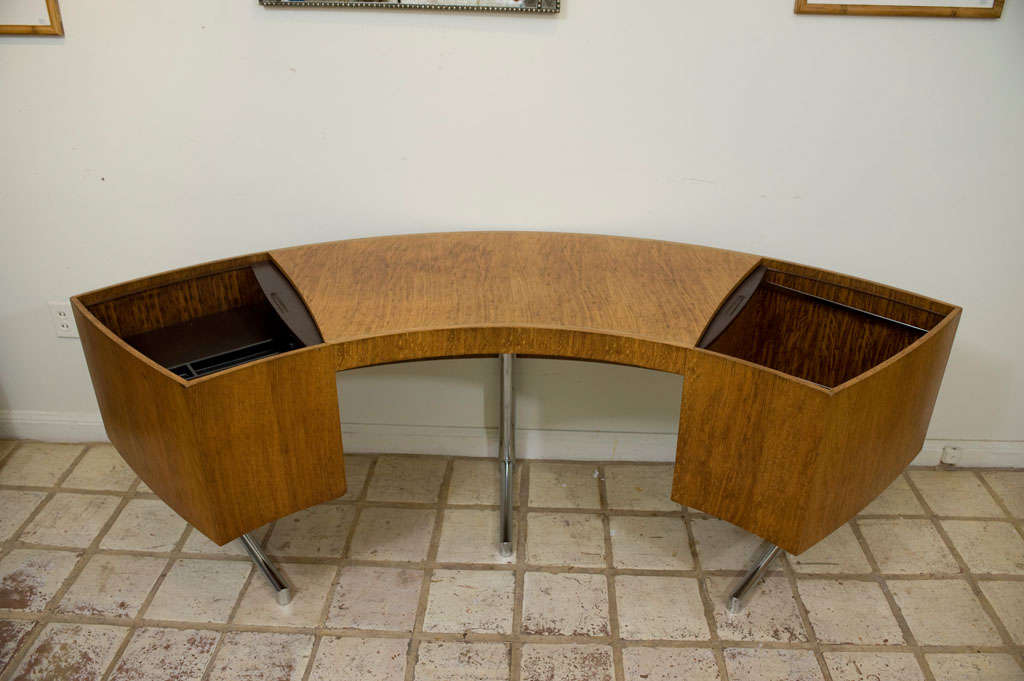 wooden curved desk