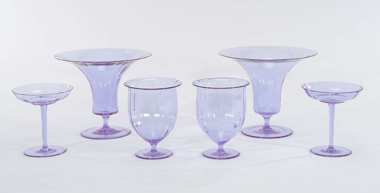 Paire de vases ou centres de table « Alexandrite » signés Moser en vente 1