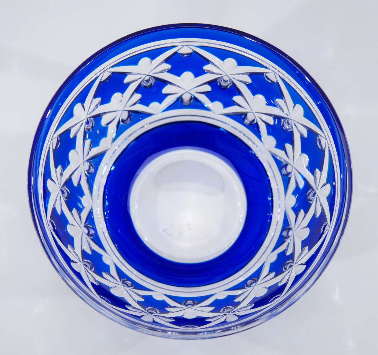 Set of 12 Val Saint Lambert Cobalt Cut to Clear Crystal Bowls In Excellent Condition In Great Barrington, MA