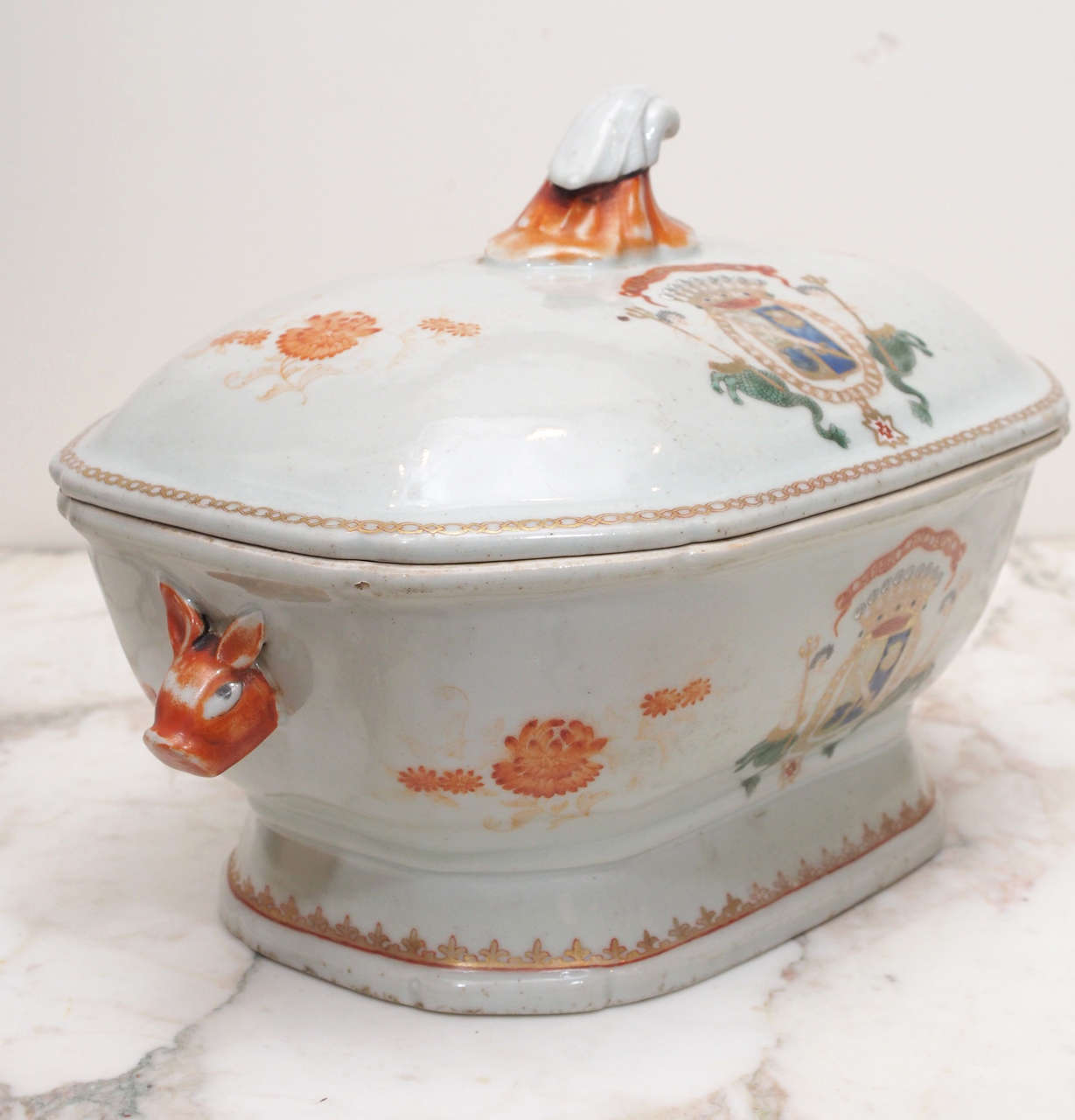 Early 19th century Chinese export armorial tureen with cover.