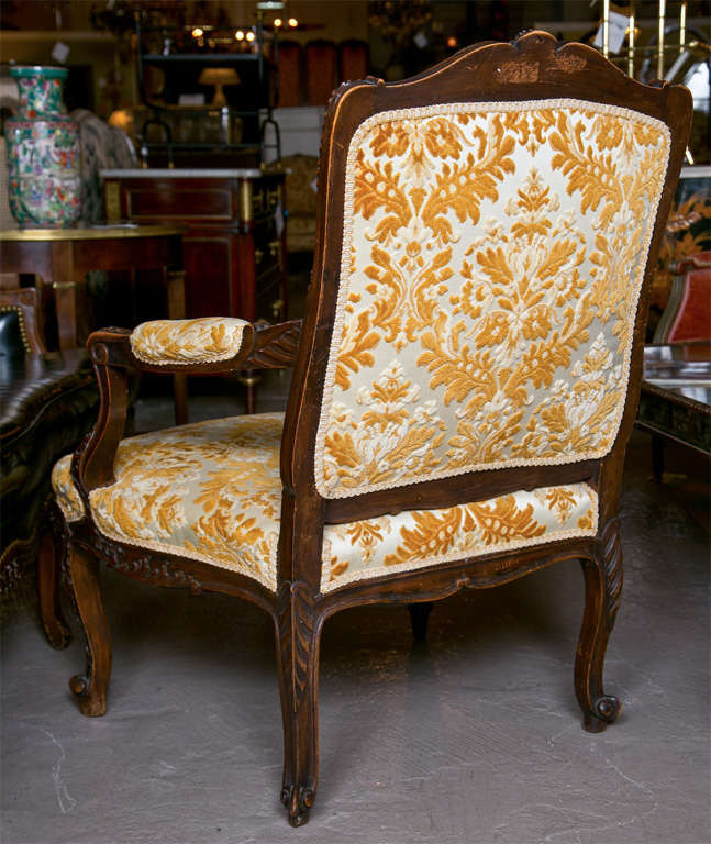 Mid-20th Century Pair of French Louis XV Style 1930s Walnut Armchairs Embroidered Upholstery