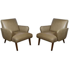 Wesley Hall Leather Chair