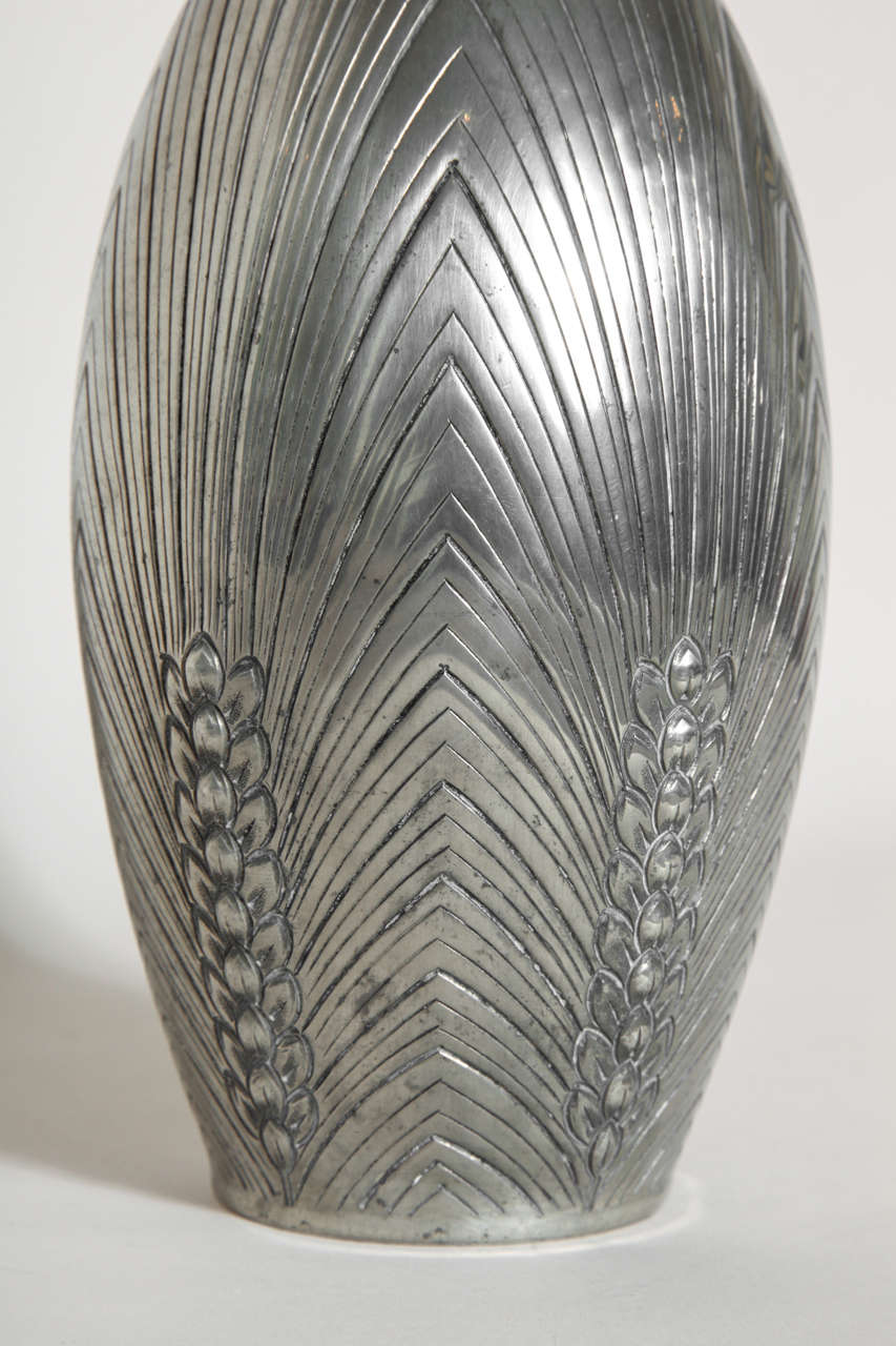 René Delavan Art Deco Dinanderie Pewter Vase In Good Condition In New York, NY