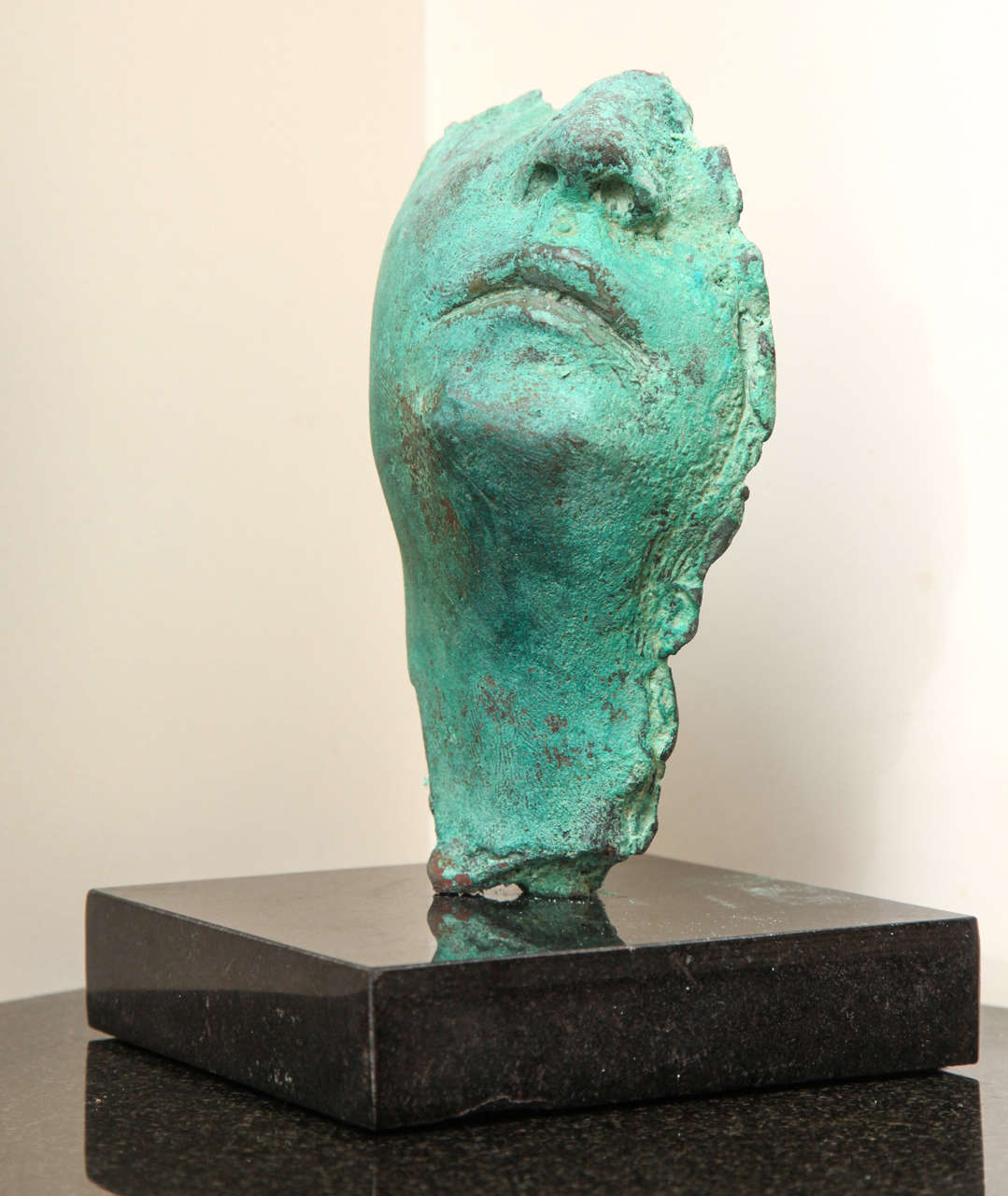 Framento Testa Verde Sculpture by Gerald Siciliano For Sale 1