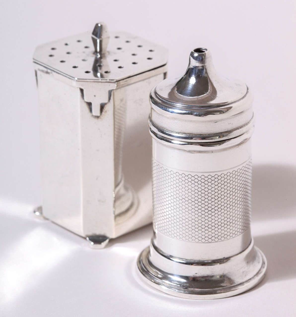 Salt Shaker
Height: 2 ¾