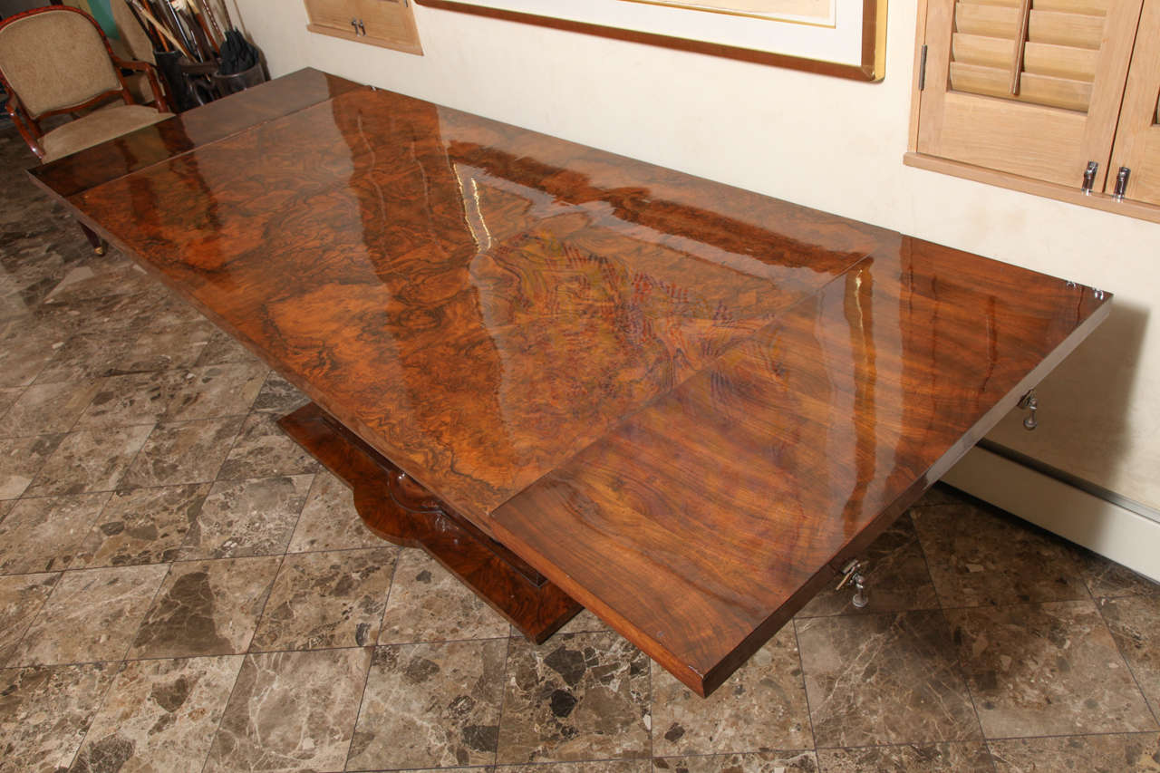 Beautiful French Art Deco Burl Walnut and Silver Leaf Dining Table For Sale 1