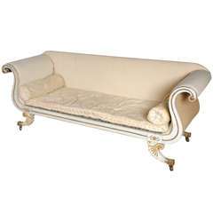 Weiß gestrichenes griechisches Revival-Sofa aus der Regency-Zeit