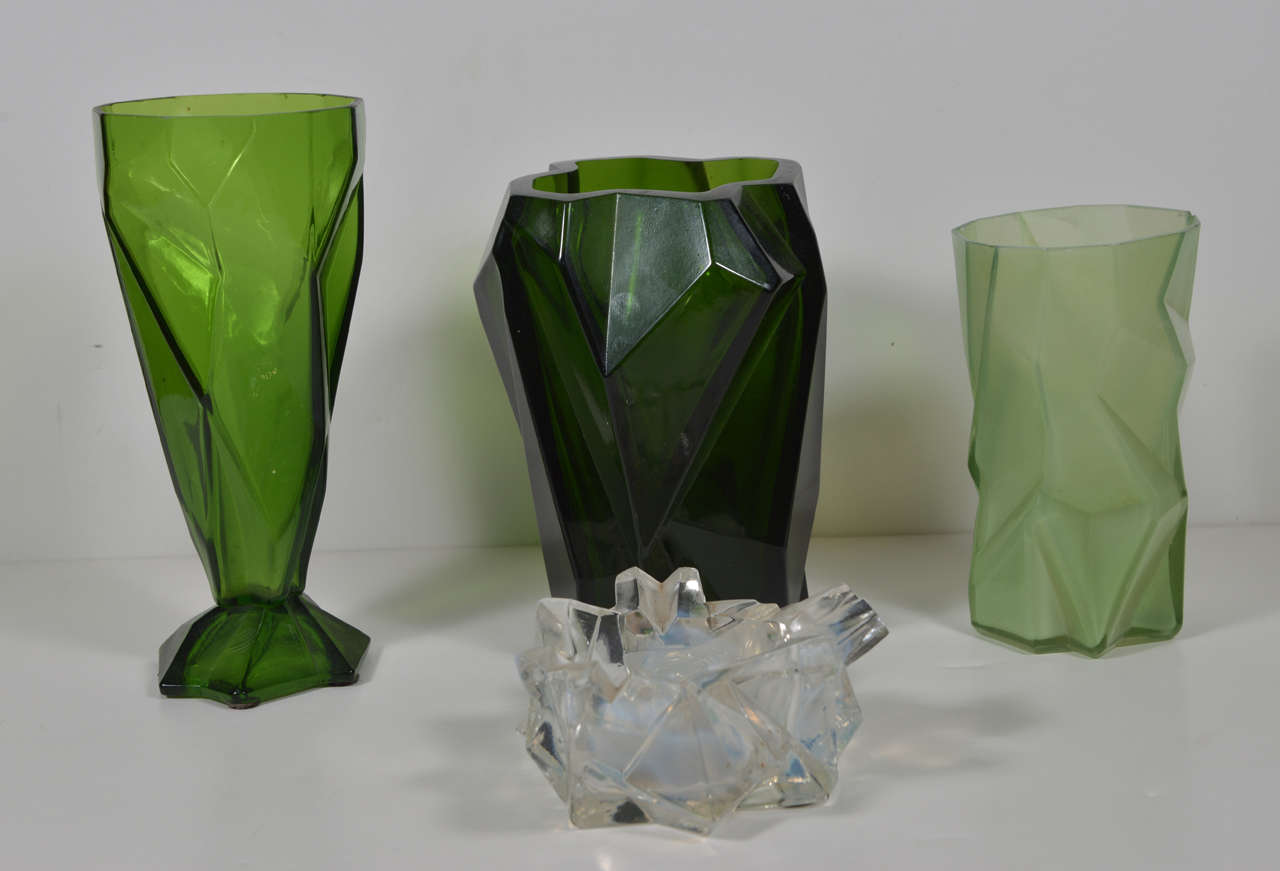 Small array of classic cubist forms for Phoenix & Consolidated glass, 1928.

Please contact dealer for individual condition reports, etc.