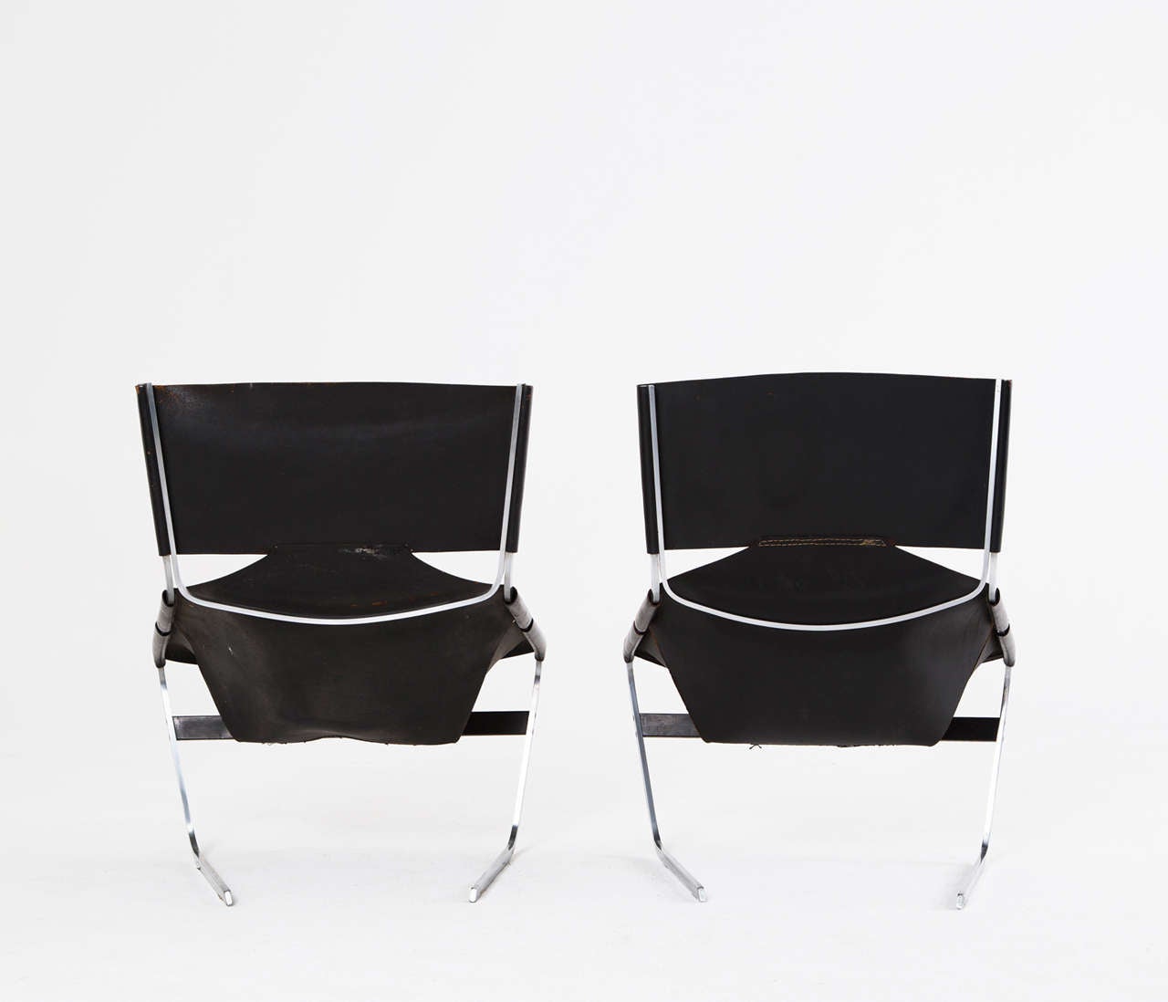 Mid-20th Century Pair of F-444 Lounge Chairs by Pierre Paulin