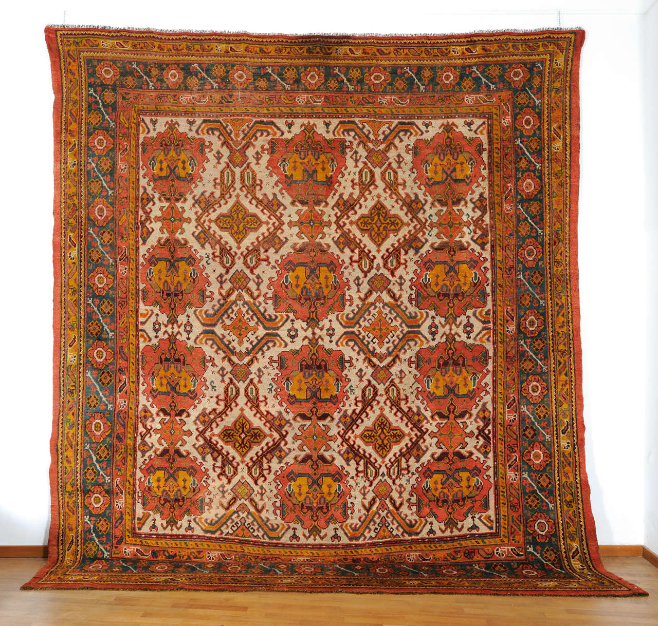 Ivory Background Oushak Carpet, circa 1920s 1