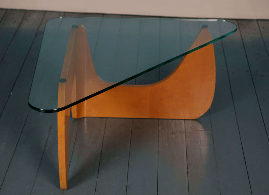 Item 559. Great  (Noguchi inspired?) coffeetable by dutch designer W.Lutjens. Produced at Den Boer, Gouda ,The Netherlands.A hard to find piece!!