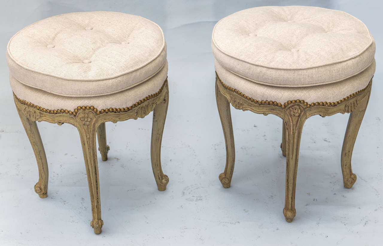 20th Century Pair of Louis XV Style Painted Stools