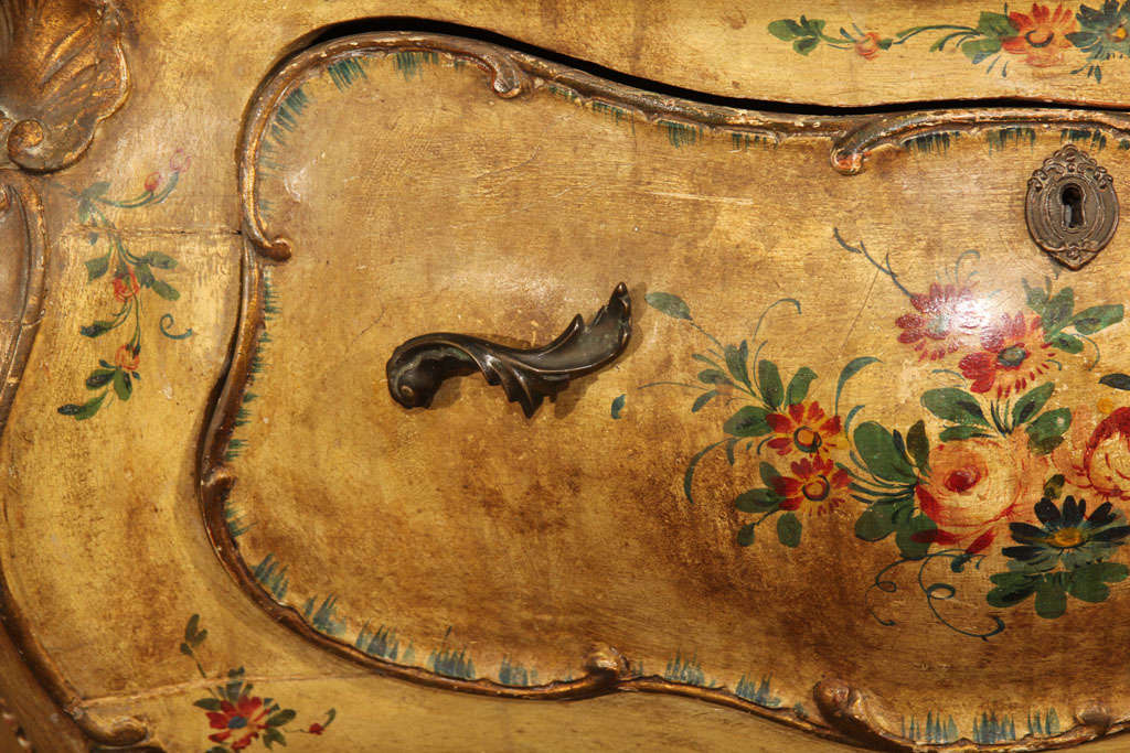 Italian 18th century Venetian painted commode