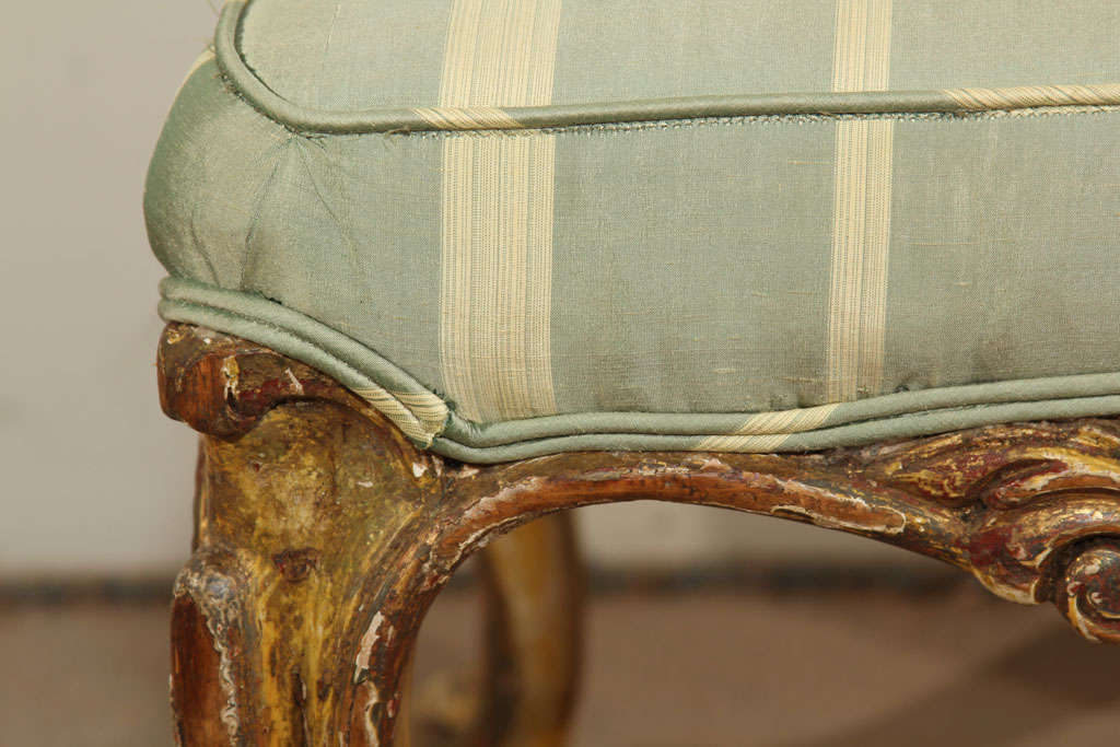 Carved Italian painted and gilded footstool For Sale