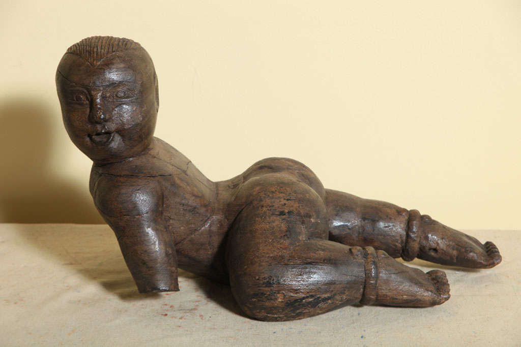 Crawling Baby Wood Carving