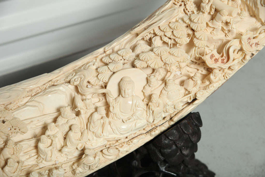 Carved Mammouth Tusk In Good Condition In West Palm Beach, FL