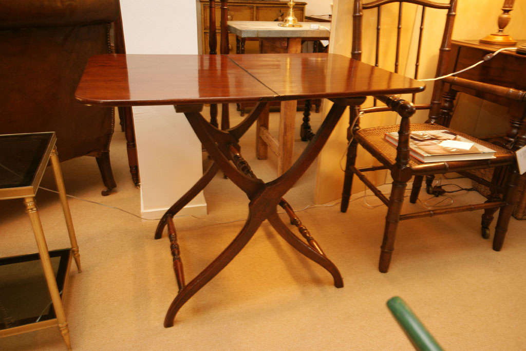 Early 19th Century English Mahogany Coaching Table