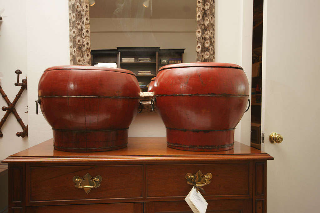 19th Century Chinese Lacquered Rice Bowl