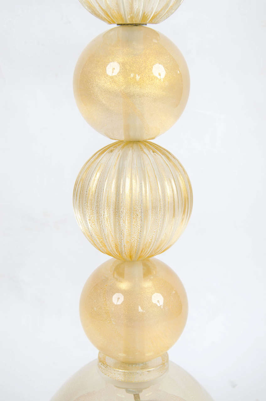 Pair of 1950s Murano Ball Lamps In Excellent Condition In London, GB