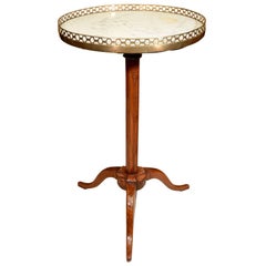 Directoire Adjustable Stand