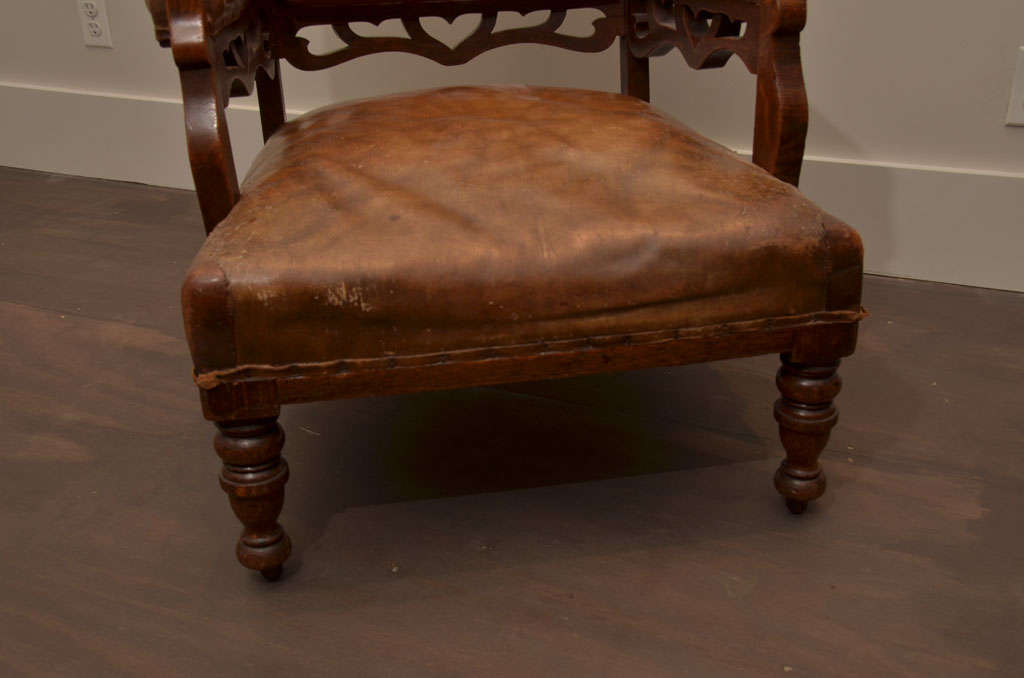 Pair of 19th Century Gothic-Style Brown Leather and Oak Armchairs, England  In Good Condition For Sale In New York City, NY