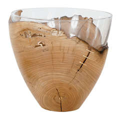 Ice Bucket with removable glass bowl by Pedro Petry