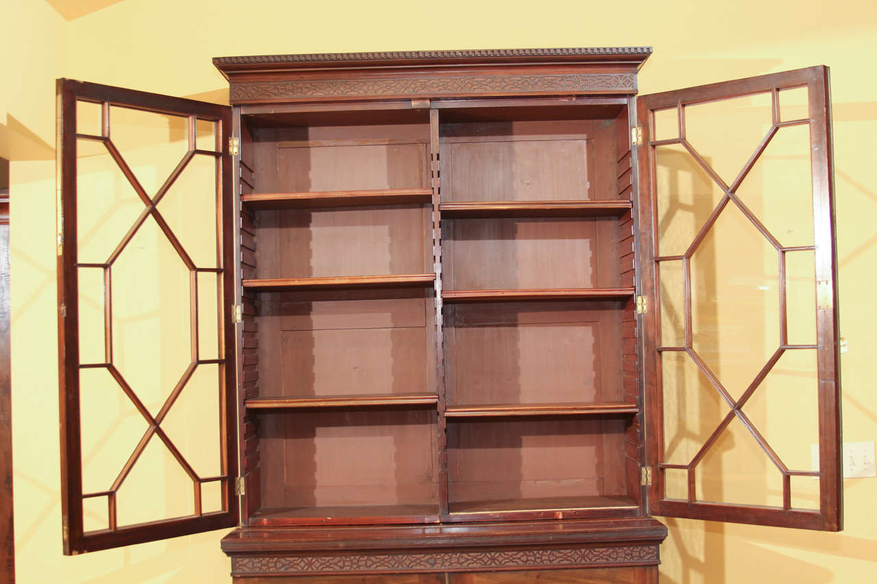 English George III Bookcase with Glass Doors For Sale 3